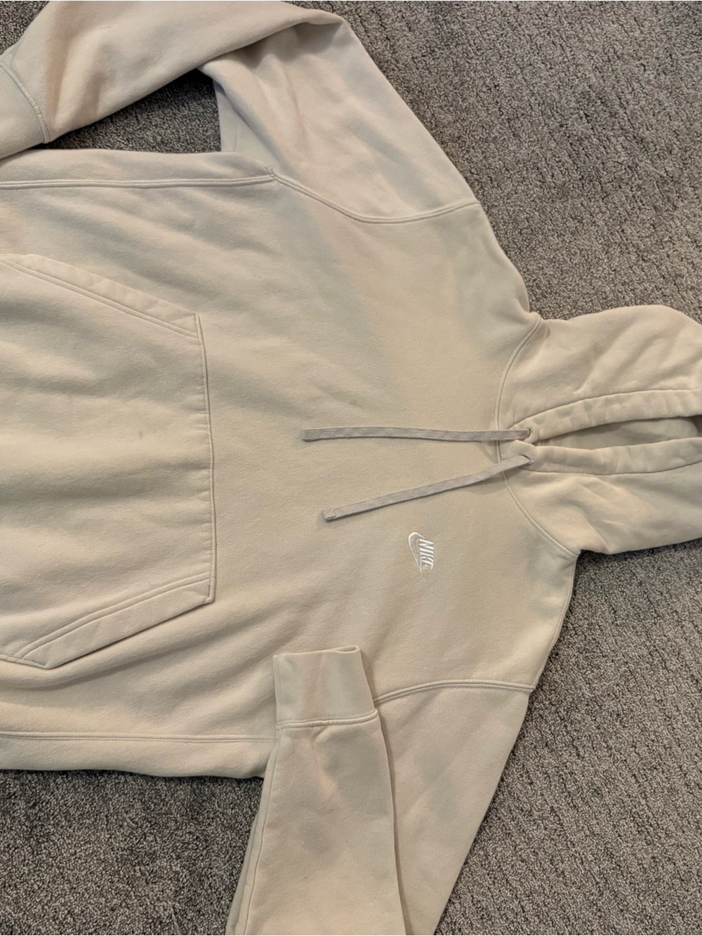 Nike Cream Pullover Hoodie size M